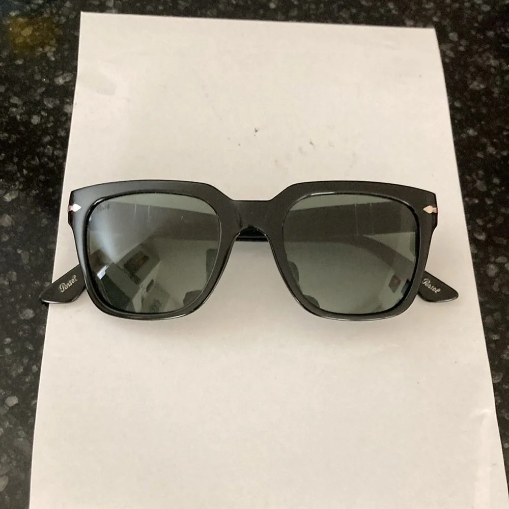 Persol 2979-s 95/31 51mm blk frame sunglasses non polar unisex